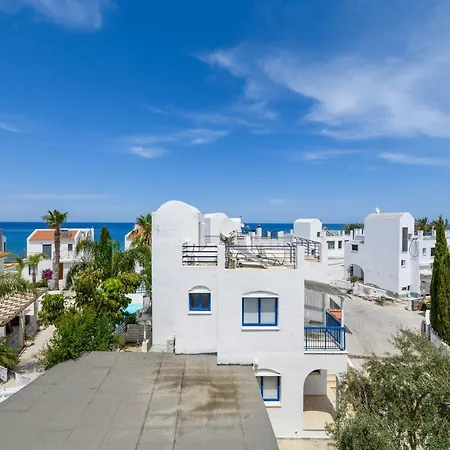 Вилла Sirena Beach Villa #31 *