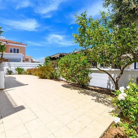 Sirena Beach Villa #31 Villa Protaras